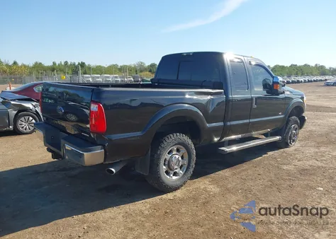 2015 Ford F-250 Xlt z USA, uszkodzony, nr VIN 1FT7X2B64FEC77334